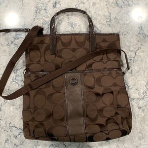 😍 Large Fold Over Coach Bag in Signature Print